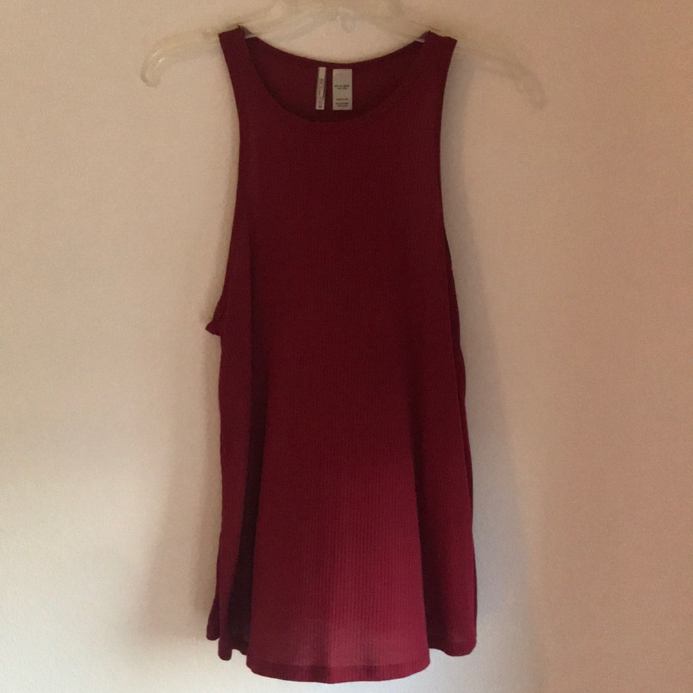 NWOT Maroon BKE tank size M